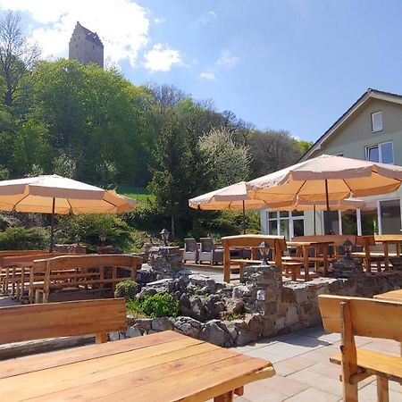 Pod Hradom Restaurant & Pension Topoľčany Eksteriør billede